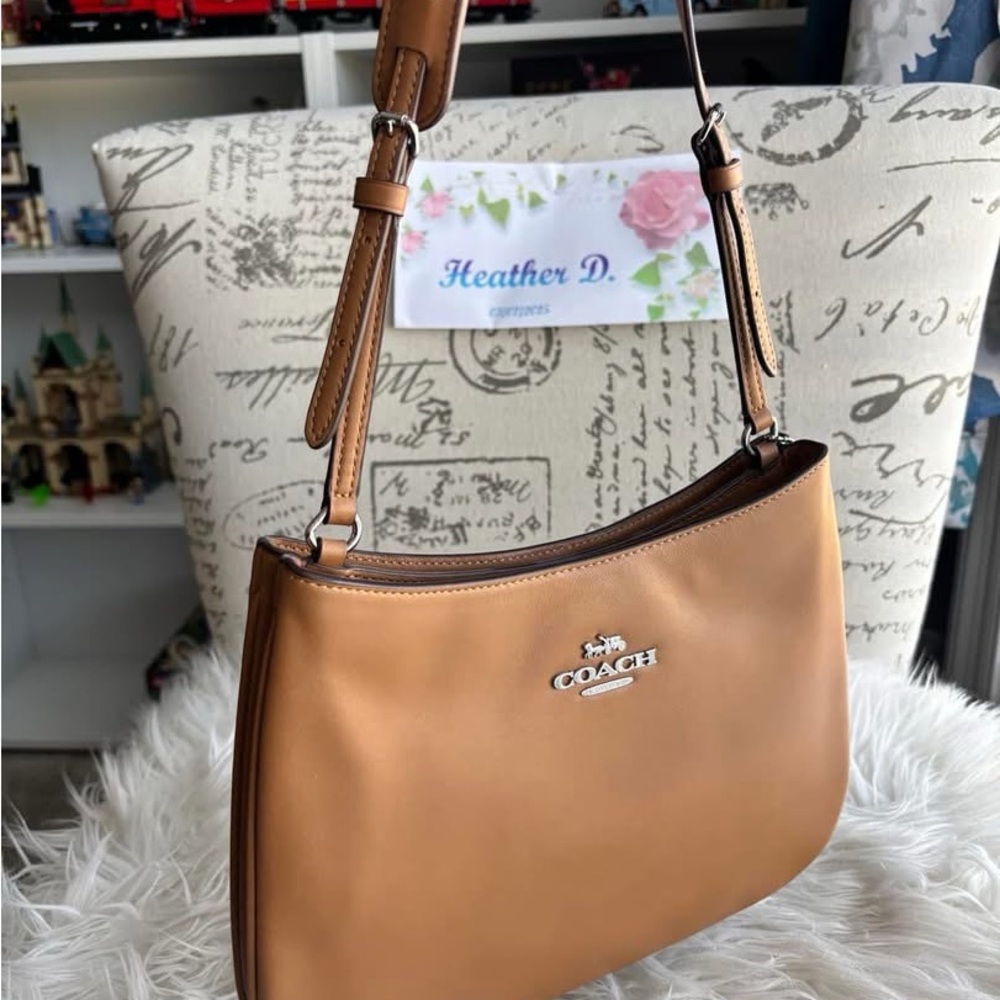 Coach Penelope Tan Leather Shoulder Bag NWOT